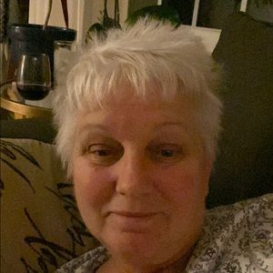 Meet your Posher, Sandi